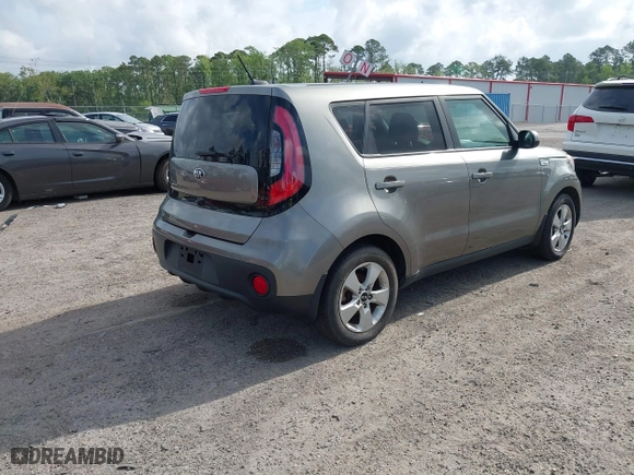2019 Kia Soul with VIN KNDJN2A23K7673604, listed as a IAAI auction lot 42113528 with 147,474 mi miles. Bid and sale history available at carsss.com. Image 4.