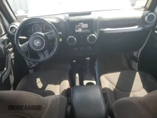 2017 Jeep Wrangler Unlimited 75th Anniversary z VIN 1C4BJWEG6HL636575, wystawiony jako Copart lot #54149875 z przebiegiem 129 721 mil mil oraz Szkoda całkowita • Salvage title. Historia ofert i sprzedaży dostępna na DreamBid. Obrazek 8.