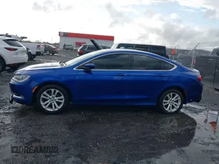 2015 Chrysler 200 Limited z VIN 1C3CCCAB0FN564401, wystawiony jako IAAI lot #41687557 z przebiegiem 133 332 mil mil oraz . Historia ofert i sprzedaży dostępna na DreamBid. Obrazek 14.
