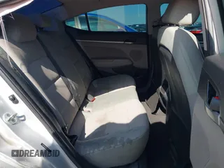 2017 Hyundai Elantra Limited z VIN 5NPD84LF6HH062986, wystawiony jako IAAI lot #41913822 z przebiegiem 163 618 mil mil oraz . Historia ofert i sprzedaży dostępna na DreamBid. Obrazek 8.