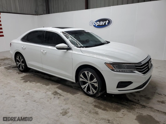 2021 Volkswagen Passat 2.0T SE with VIN 1VWSA7A30MC005286, listed as a Copart auction lot 84006354 with 67,813 mi miles and Clean Title. Bid and sale history available at carsss.com. Image 4.