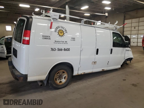 2014 Chevrolet Express Cargo Van with VIN 1GCWGFCA0E1131959, listed as a Copart auction lot 79602464 with 0 mi miles and Salvage Title. Bid and sale history available at carsss.com. Image 3.