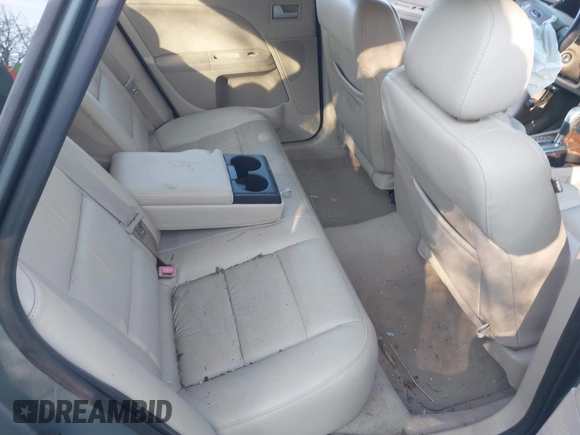 2006 Ford Five Hundred SEL с VIN 1FAHP24166G119142, выставлен на аукционе IAAI как лот 41100131 с пробегом Не указан миль и . История ставок и продаж доступна на DreamBid. Изображение 8.