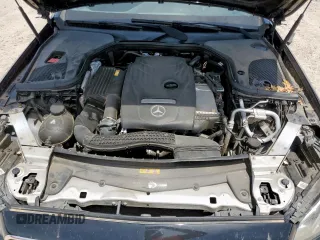 2017 Mercedes-Benz E 300 Luxury with VIN WDDZF4JB8HA123652, listed as a Copart auction lot 57050205 with 105,048 mi miles and Salvage title. Bid and sale history available at DreamBid. Image 11.