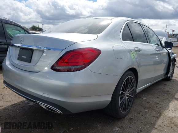 2021 Mercedes-Benz C 300 with VIN W1KWF8DB3MR650886, listed as a IAAI auction lot 41728472 with 26,700 mi miles and . Bid and sale history available at carsss.com. Image 4.