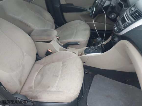 2017 Hyundai Accent SE with VIN KMHCT4AE1HU249106, listed as a IAAI auction lot 41714238 with 183,247 mi miles. Bid and sale history available at carsss.com. Image 5.