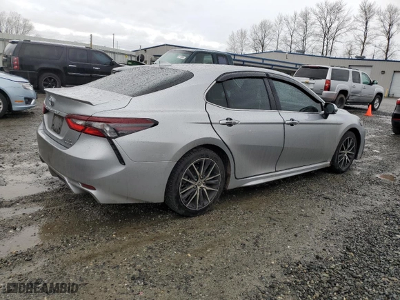2022 Toyota Camry Hybrid SE with VIN 4T1S31AKXNU574347, listed as a Copart auction lot 51083825 with 212,527 mi miles and Salvage Title. Bid and sale history available at carsss.com. Image 3.