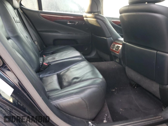 2008 Lexus LS 460 L with VIN JTHGL46F685025376, listed as a Copart auction lot 43646575 with 230,701 mi miles and Clean title. Bid and sale history available at DreamBid. Image 9.