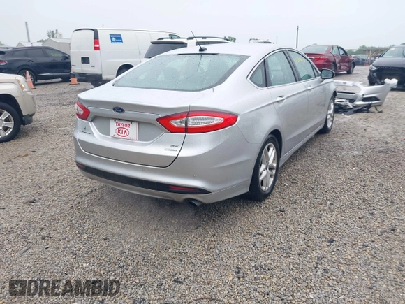 2015 Ford Fusion SE with VIN 3FA6P0HD5FR252340, listed as a IAAI auction lot 42389846 with 61,872 mi miles and . Bid and sale history available at DreamBid. Image 4.