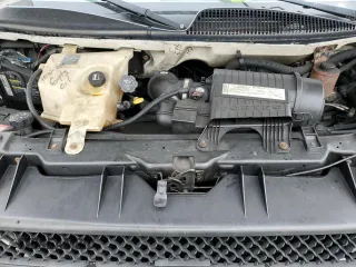 2006 Chevrolet Express Cargo with VIN 1GCHG35U961142376, listed as a Copart auction lot 47741725 with 268,409 mi miles and Clean title. Bid and sale history available at DreamBid. Image 12.