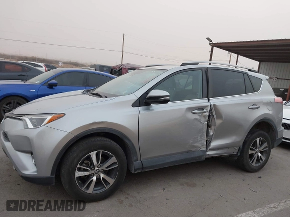 2018 Toyota RAV4 XLE with VIN 2T3WFREV7JW481136, listed as a IAAI auction lot 41545502 with 45,610 mi miles. Bid and sale history available at carsss.com. Image 14.