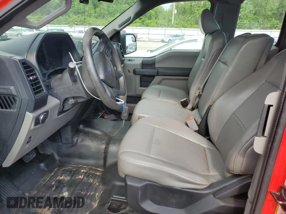 2017 Ford F-150 XL z VIN 1FTEX1CP3HKC92887, wystawiony jako Copart lot #56094555 z przebiegiem 133 053 mil mil oraz Szkoda całkowita • Salvage title. Historia ofert i sprzedaży dostępna na DreamBid. Obrazek 7.