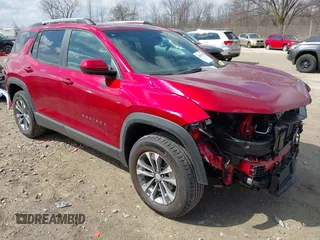 2025 Chevrolet Equinox AWD LT with VIN 3GNAXPEG4SL272871, listed as a IAAI auction lot 42001704 with 920 mi miles and . Bid and sale history available at DreamBid. Image 1.