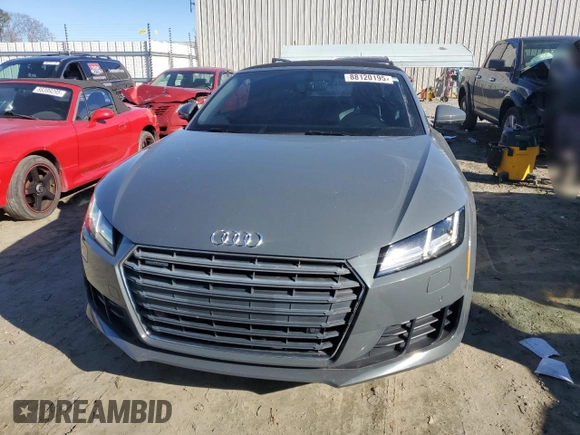 2017 Audi TT Roadster z VIN TRUT5CFV5H1006018, wystawiony jako Copart lot #88120195 z przebiegiem 30 152 mil mil oraz Szkoda całkowita • Salvage title. Historia ofert i sprzedaży dostępna na DreamBid. Obrazek 5.