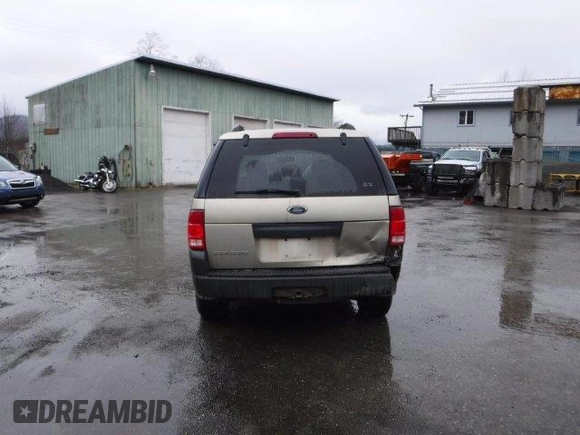 2003 Ford Explorer XLS z VIN 1FMZU72K23ZB43952, wystawiony jako Copart lot #52150285 z przebiegiem 161 828 mil mil oraz Szkody całkowita. Historia ofert i sprzedaży dostępna na DreamBid. Obrazek 6.