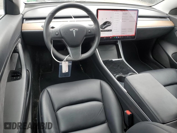 2020 Tesla Model 3 Standard Range Plus z VIN 5YJ3E1EA2LF704941, wystawiony jako Copart lot #58938485 z przebiegiem 34 851 mil mil oraz Szkoda całkowita • Salvage title. Historia ofert i sprzedaży dostępna na DreamBid. Obrazek 8.