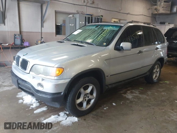2001 BMW X5 3.0i with VIN WBAFA53571LM79025, listed as a IAAI auction lot 41183569 with 255,640 mi miles. Bid and sale history available at carsss.com. Image 2.