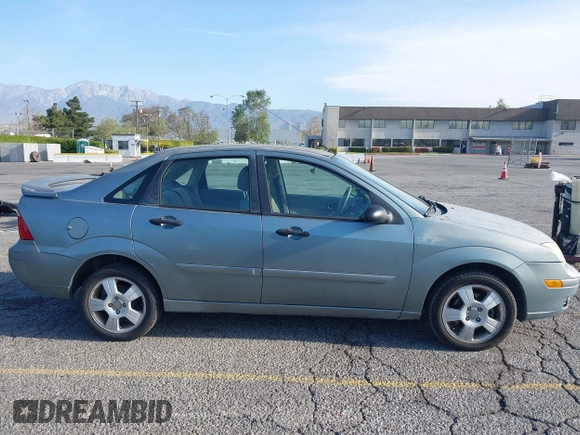 2006 Ford Focus S with VIN 1FAFP34N66W109359, listed as a IAAI auction lot 41975720 with 229,870 mi miles and . Bid and sale history available at carsss.com. Image 13.