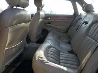 1998 Jaguar XJ with VIN SAJHX1245WC819762, listed as a Copart auction lot 81480174 with 132,491 mi miles and Salvage title. Bid and sale history available at DreamBid. Image 10.