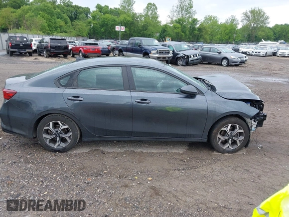 2021 Kia Forte LXS с VIN 3KPF24AD9ME283735, выставлен на аукционе IAAI как лот 42220005 с пробегом 97 694 миль миль и . История ставок и продаж доступна на DreamBid. Изображение 13.