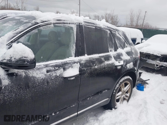 2016 Audi Q5 Premium Plus with VIN WA1L2AFP7GA039474, listed as a IAAI auction lot 41225978 with 137,754 mi miles. Bid and sale history available at carsss.com. Image 15.