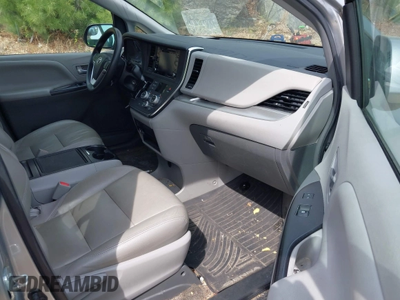 2018 Toyota Sienna LE Auto Access Seat with VIN 5TDKZ3DCXJS937540, listed as a IAAI auction lot 42126411 with 140,294 mi miles and . Bid and sale history available at DreamBid. Image 5.