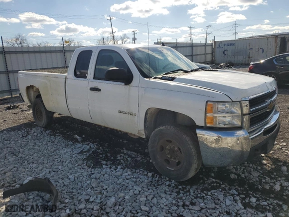 2008 Chevrolet Silverado 2500HD Work Truck with VIN 1GCHC29K48E155658, listed as a Copart auction lot 49832375 with 218,660 mi miles and Clean Title. Bid and sale history available at carsss.com. Image 4.