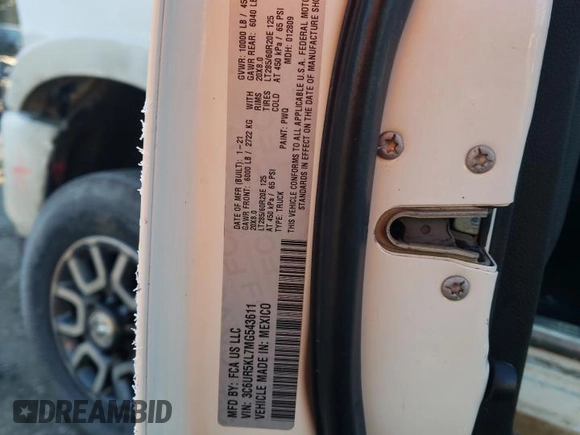 2021 Ram 2500 Laramie with VIN 3C6UR5KL7MG543611, listed as a Copart auction lot 42820715 with 53,004 mi miles and Salvage title. Bid and sale history available at DreamBid. Image 12.
