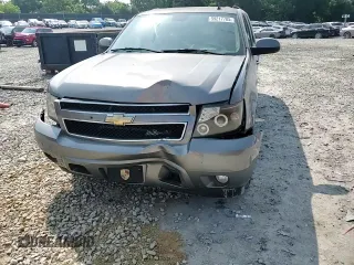 2007 Chevrolet Suburban LTZ with VIN 1GNFC16097R249683, listed as a Copart auction lot 59217785 with Not provided miles and Salvage title. Bid and sale history available at DreamBid. Image 14.