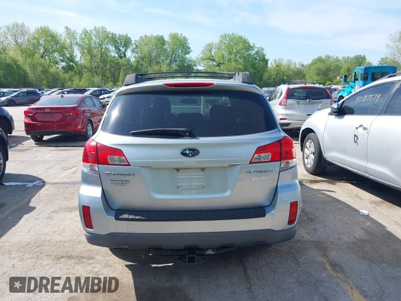 2013 Subaru Outback 2.5i Premium with VIN 4S4BRBCC7D1314983, listed as a IAAI auction lot 42083495 with 168,657 mi miles. Bid and sale history available at carsss.com. Image 16.