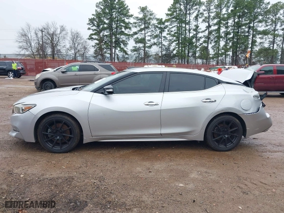 2018 Nissan Maxima SL with VIN 1N4AA6AP7JC390715, listed as a IAAI auction lot 41397498 with 81,483 mi miles. Bid and sale history available at carsss.com. Image 14.