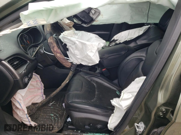 2021 Jeep Cherokee Latitude Lux with VIN 1C4PJMMX8MD110383, listed as a Copart auction lot 50702295 with 67,941 mi miles and Salvage Title. Bid and sale history available at DreamBid. Image 7.