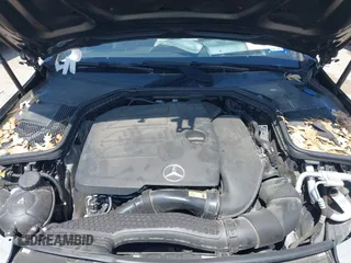2019 Mercedes-Benz C 300 with VIN WDDWK8DB9KF773831, listed as a IAAI auction lot 41923479 with 37,124 mi miles and . Bid and sale history available at DreamBid. Image 10.