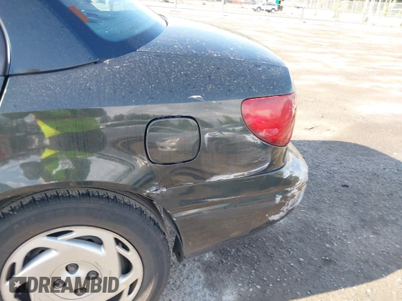 2000 Saturn SL z VIN 1G8ZK5271YZ165467, wystawiony jako IAAI lot #42367156 z przebiegiem 185 962 mil mil oraz . Historia ofert i sprzedaży dostępna na DreamBid. Obrazek 6.