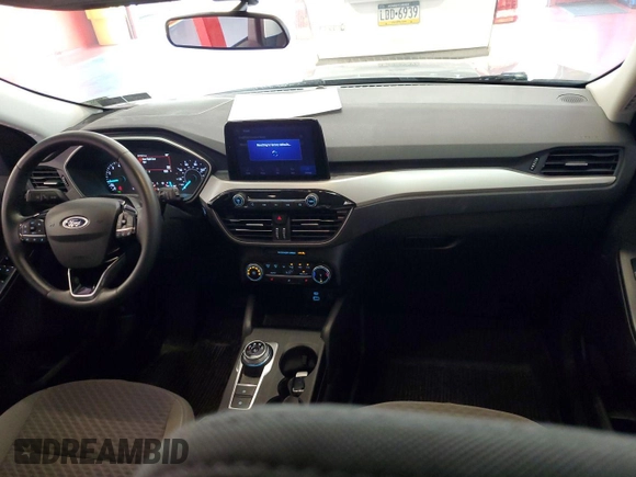 2022 Ford Escape SE z VIN 1FMCU9G6XNUB33179, wystawiony jako IAAI lot #42793652 z przebiegiem 44 194 mil mil oraz . Historia ofert i sprzedaży dostępna na DreamBid. Obrazek 17.