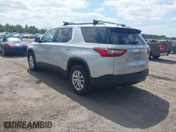 2020 Chevrolet Traverse LT Cloth with VIN 1GNERGKW0LJ306000, listed as a IAAI auction lot 42090962 with 50,559 mi miles. Bid and sale history available at carsss.com. Image 3.
