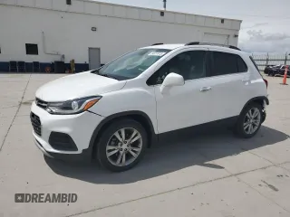 2020 Chevrolet Trax LT with VIN 3GNCJLSB0LL224846, listed as a Copart auction lot 54617415 with 28,952 mi miles and Salvage title. Bid and sale history available at DreamBid. Image 1.