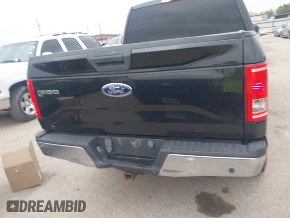 2015 Ford F-150 XLT with VIN 1FTEW1EG4FKD11928, listed as a IAAI auction lot 41912864 with 270,804 mi miles. Bid and sale history available at carsss.com. Image 16.