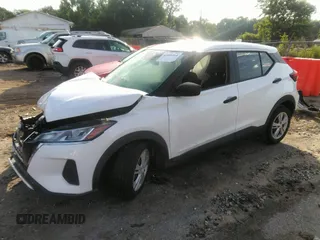 2022 Nissan Kicks S z VIN 3N1CP5BV7NL522054, wystawiony jako IAAI lot #42445264 z przebiegiem 42 648 mil mil oraz . Historia ofert i sprzedaży dostępna na DreamBid. Obrazek 17.