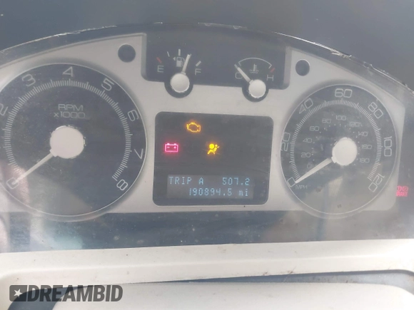 2008 Mercury Mariner Premier с VIN 4M2CU87108KJ53759, выставлен на аукционе IAAI как лот 42131059 с пробегом 190 894 миль миль и . История ставок и продаж доступна на DreamBid. Изображение 7.