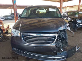 2016 Chrysler Town & Country Touring with VIN 2C4RC1BG8GR165373, listed as a IAAI auction lot 41179191 with 81,703 mi miles. Bid and sale history available at carsss.com. Image 12.