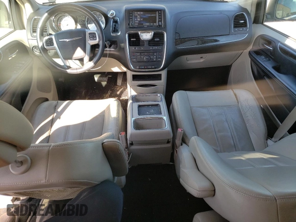 2015 Chrysler Town & Country Touring with VIN 2C4RC1BG2FR661560, listed as a Copart auction lot 53142094 with 162,025 mi miles and Clean Title. Bid and sale history available at DreamBid. Image 8.