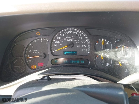 2003 Chevrolet Avalanche with VIN 3GNEC13T63G170282, listed as a IAAI auction lot 41586653 with 194,448 mi miles. Bid and sale history available at carsss.com. Image 7.
