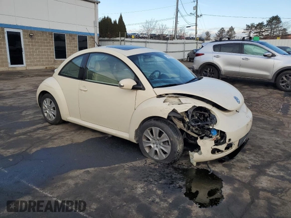 2010 Volkswagen Beetle с VIN 3VWRG3AG5AM031773, выставлен на аукционе Copart как лот 43040385 с пробегом 105 448 миль миль и Списание • Salvage title. История ставок и продаж доступна на DreamBid. Изображение 4.