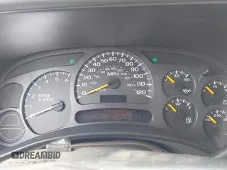 2004 Chevrolet Tahoe LT with VIN 1GNEK13T54J146851, listed as a IAAI auction lot 41990571 with 172,025 mi miles. Bid and sale history available at carsss.com. Image 7.