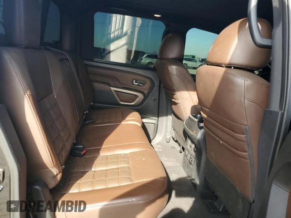 2021 Nissan Titan SV z VIN 1N6AA1FB3MN501518, wystawiony jako Copart lot #46542725 z przebiegiem 87 836 mil mil oraz Szkoda całkowita • Salvage title. Historia ofert i sprzedaży dostępna na DreamBid. Obrazek 10.