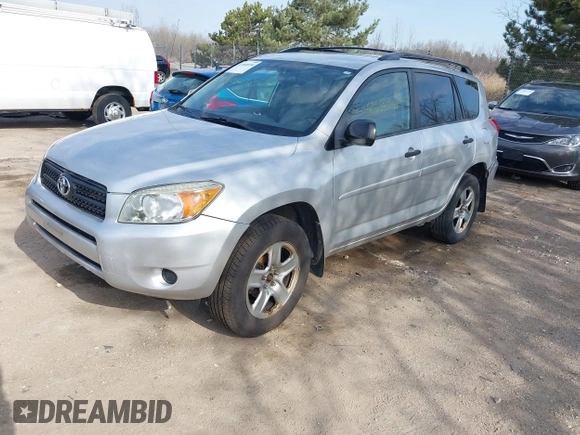 2007 Toyota RAV4 with VIN JTMZD33VX76049525, listed as a IAAI auction lot 42066036 with 212,342 mi miles. Bid and sale history available at carsss.com. Image 2.