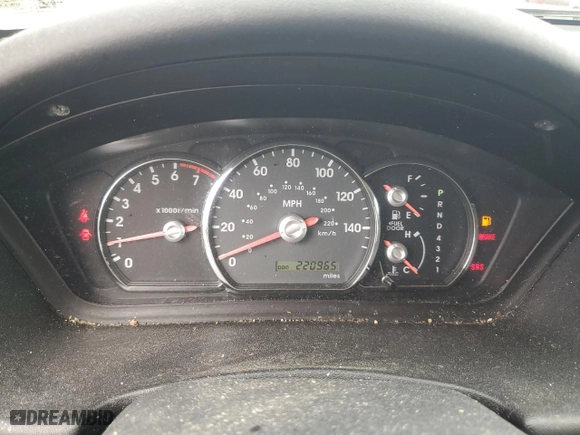 2011 Mitsubishi Endeavor LS with VIN 4A4JN2AS3BE036250, listed as a Copart auction lot 50696795 with 220,965 mi miles and Clean Title. Bid and sale history available at carsss.com. Image 9.