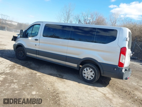 2015 Ford Transit XL с VIN 1FBZX2YM5FKA53431, выставлен на аукционе IAAI как лот 41642635 с пробегом Не указан миль и . История ставок и продаж доступна на DreamBid. Изображение 3.