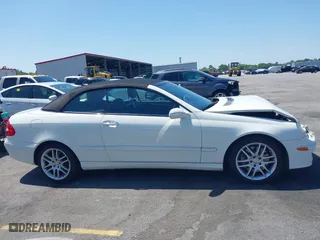 2009 Mercedes-Benz CLK-Class 3.5L with VIN WDBTK56F09T104434, listed as a IAAI auction lot 41976340 with 58,710 mi miles. Bid and sale history available at carsss.com. Image 13.